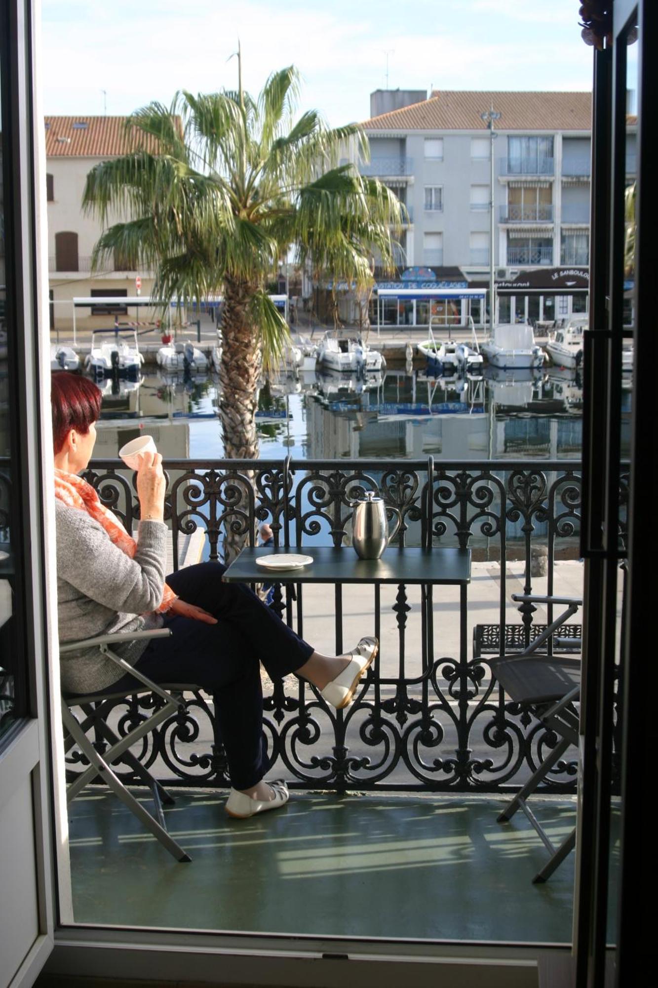 Mèze Le Vent Dans Les Voiles - Appartement Classe 4 Etoiles מראה חיצוני תמונה
